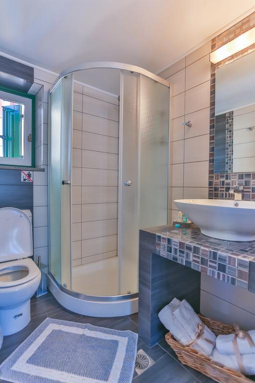 Annika Deluxe Apartments Сими Экстерьер фото