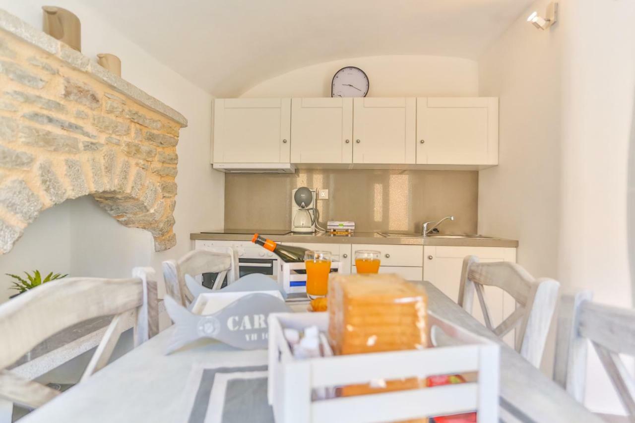 Annika Deluxe Apartments Сими Экстерьер фото